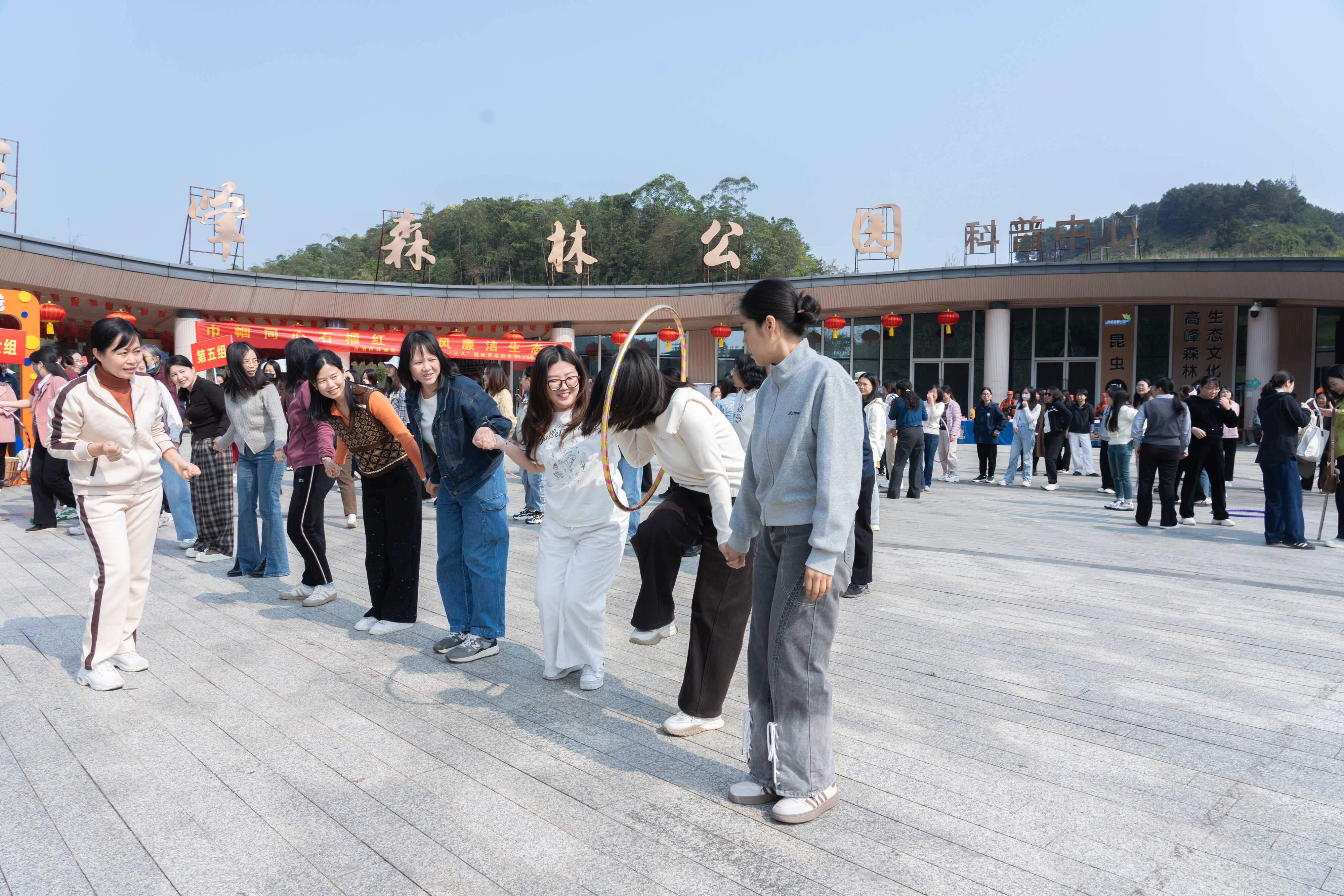 “一圈到底”活动01 卢钦标摄.jpg